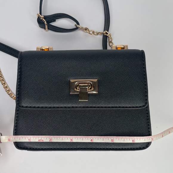 Black and Gold Crossbody Purse With Removable Strap - Picture 5 of 7